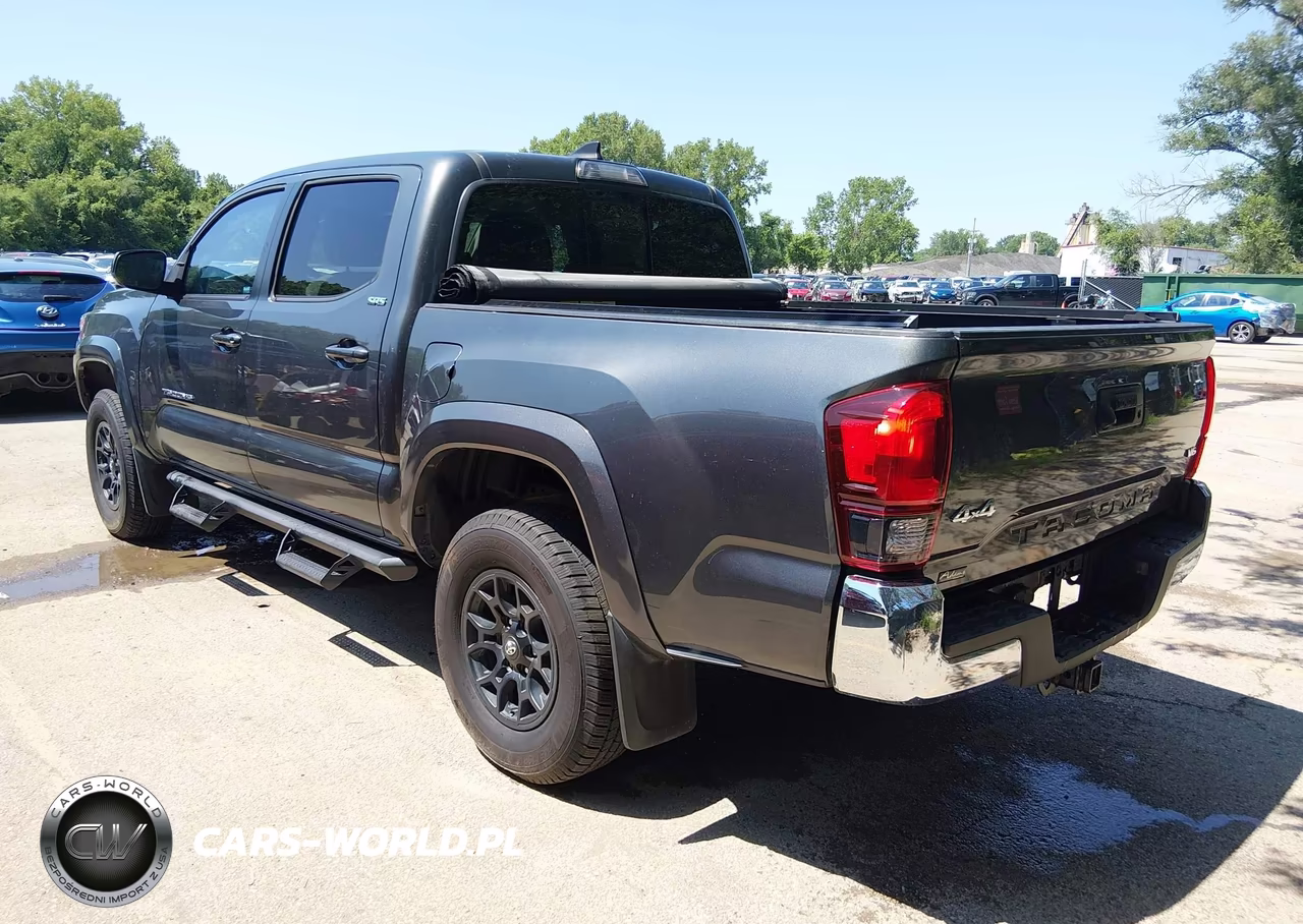 2019 Toyota Tacoma Sr5 V6 VIN:3TMCZ5AN3KM267286 - 3