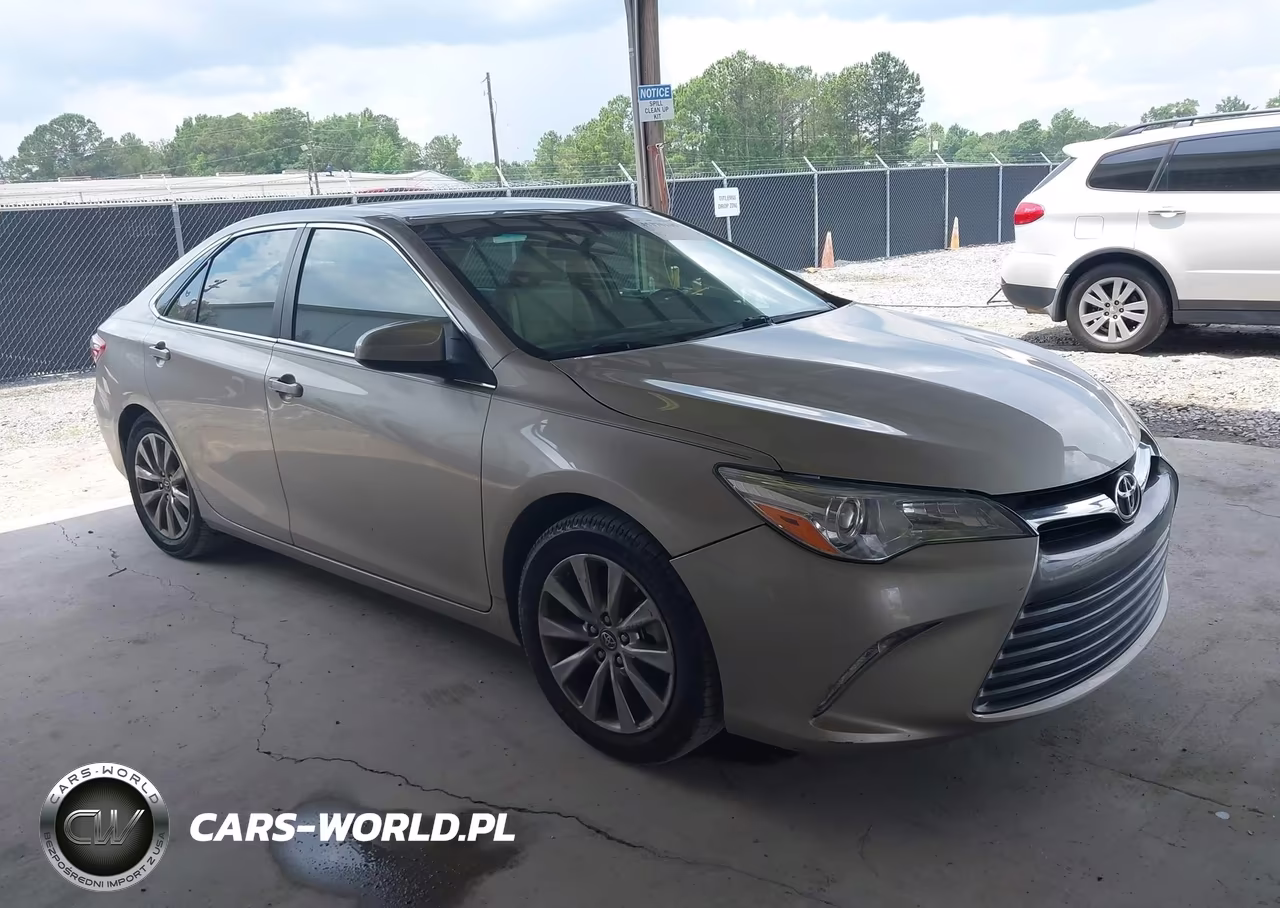 2015 Toyota Camry Xle – zdjęcie 1 z 16
