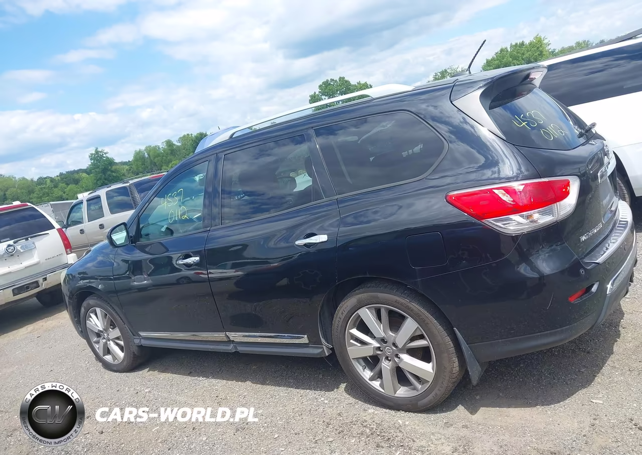 2015 Nissan Pathfinder Platinum VIN:5N1AR2MN0FC712247 - 14