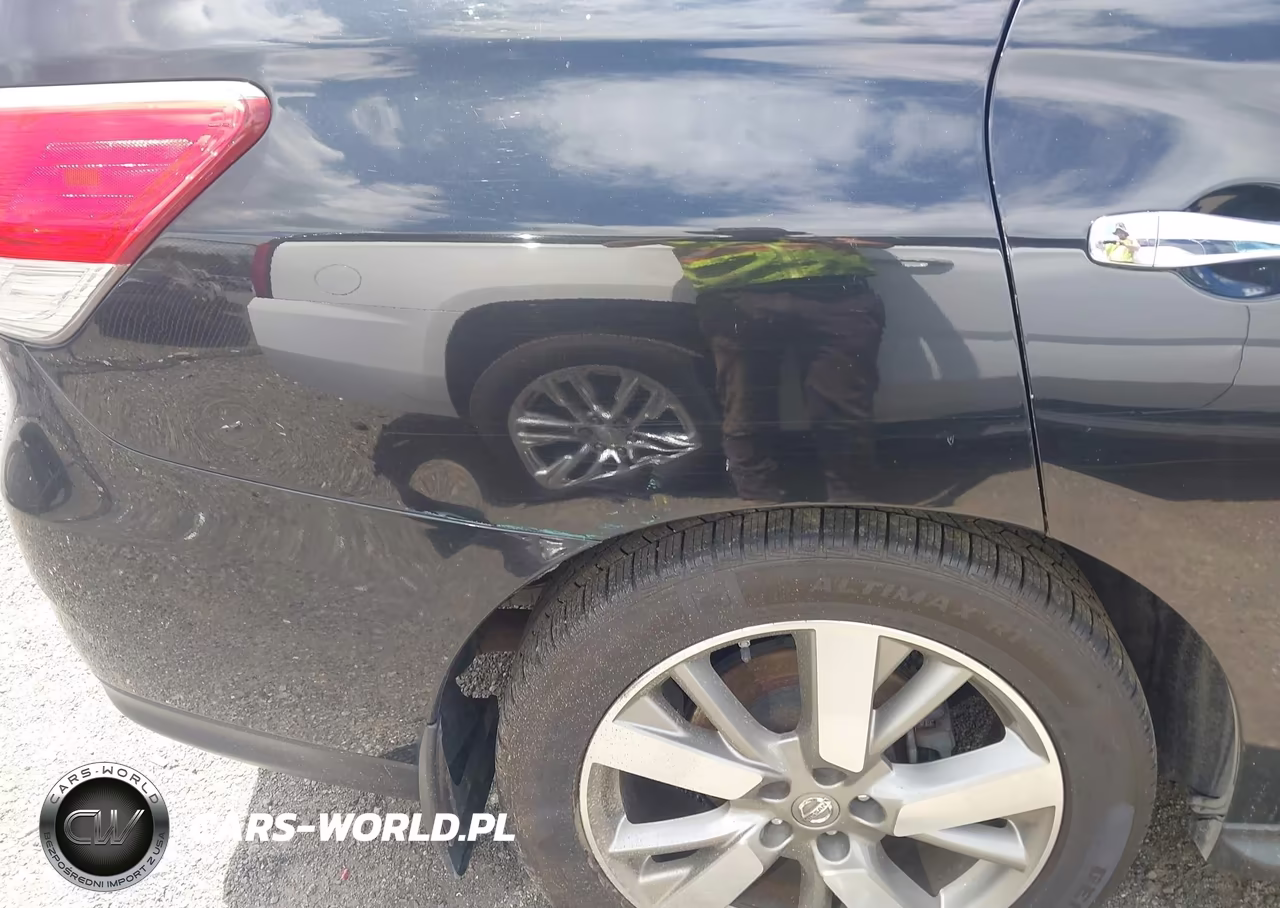 2015 Nissan Pathfinder Platinum VIN:5N1AR2MN0FC712247 - 6
