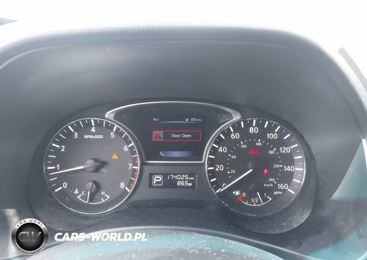 2015 Nissan Pathfinder Platinum VIN:5N1AR2MN0FC712247 - 7