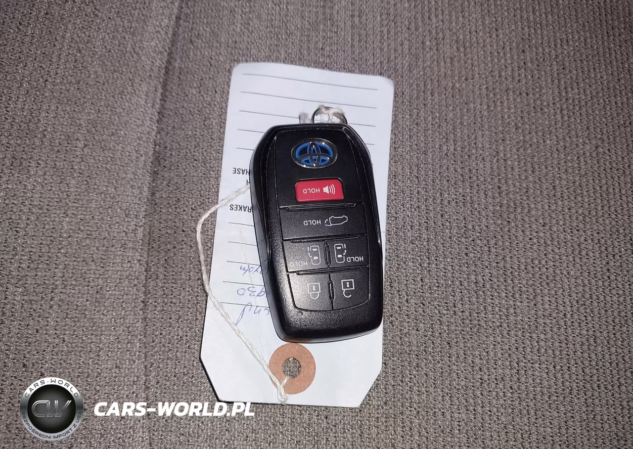 2021 Toyota Sienna Le VIN:5TDKSKFCXMS032537 - 11