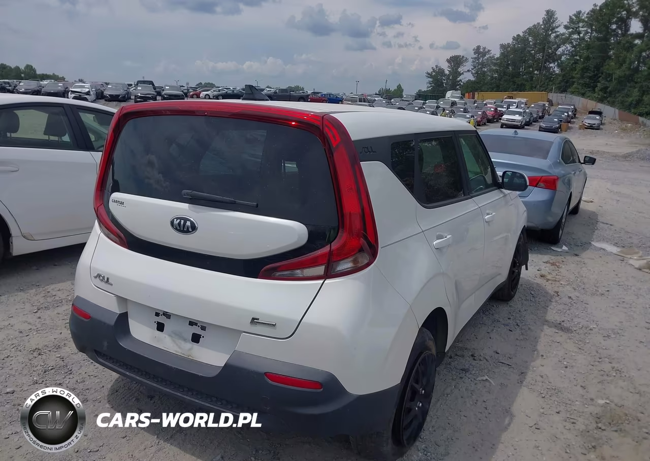 2020 Kia Soul Lx VIN:KNDJ23AU5L7120602 - 4