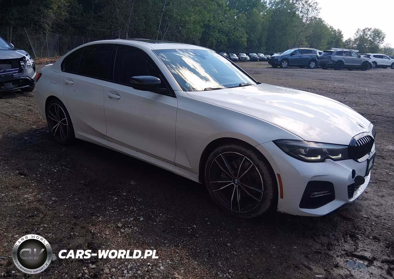 2022 BMW 330I xDrive – zdjęcie 1 z 16
