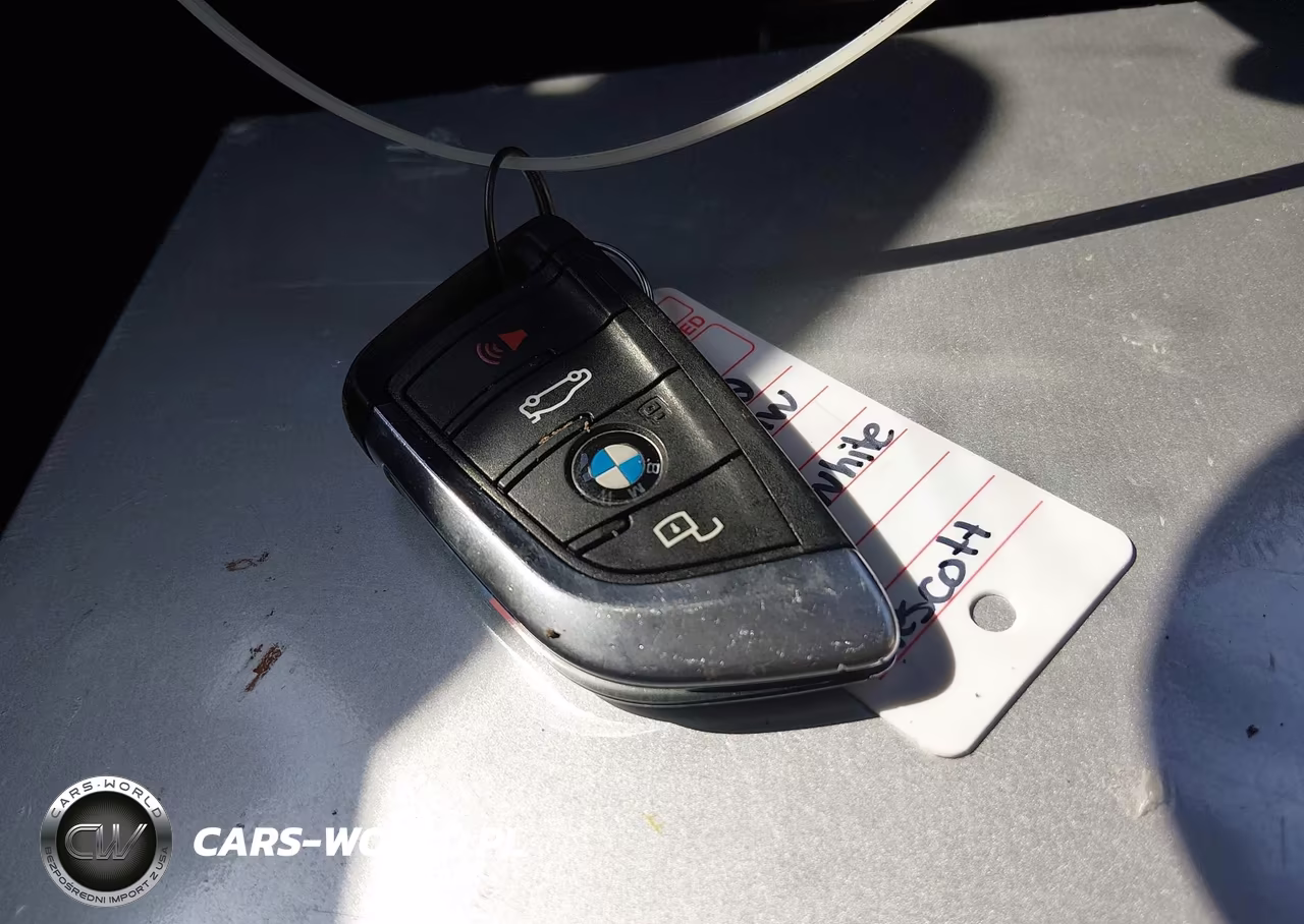 2022 BMW 330I xDrive VIN:3MW5R7J09N8C69465 - 11