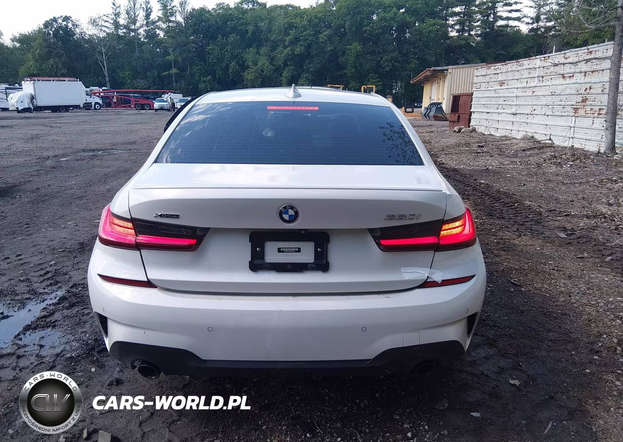 2022 BMW 330I xDrive VIN:3MW5R7J09N8C69465 - 16