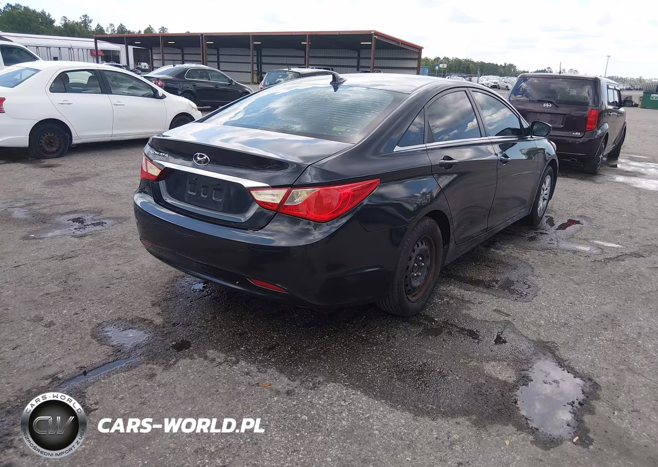 2011 Hyundai Sonata Gls VIN:5NPEB4ACXBH114643 - 4