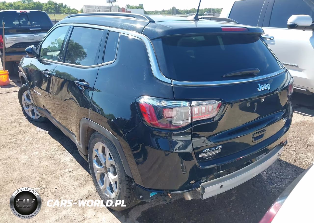 2026 Jeep Compass Latitude VIN:3C4NJDBN9TT198135 - 3