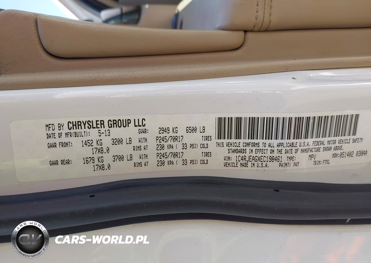 2014 Jeep Grand Cherokee Laredo VIN:1C4RJEAGXEC198461 - 9
