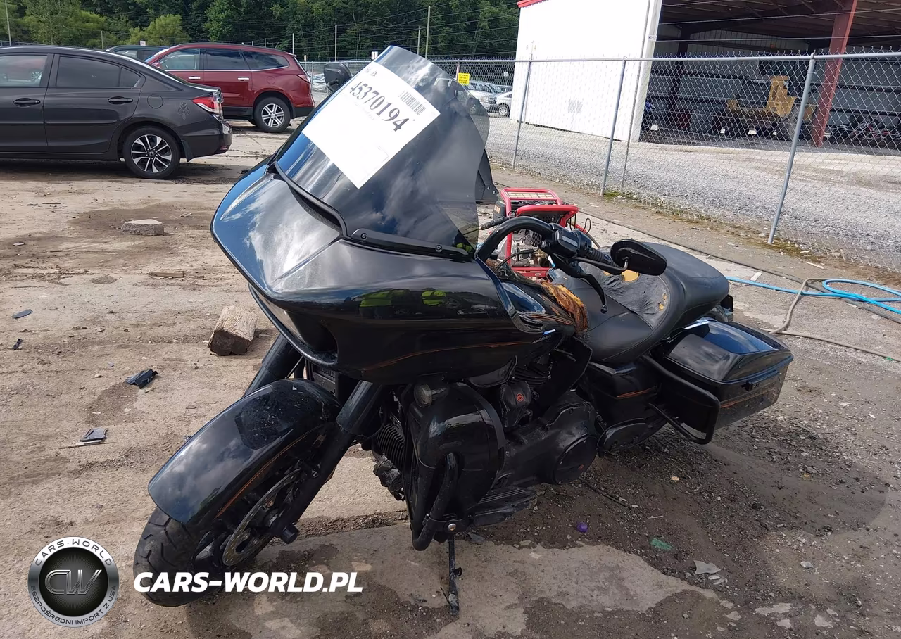 2017 Harley-Davidson Fltru VIN:1HD1KGD1XHB672236 - 2
