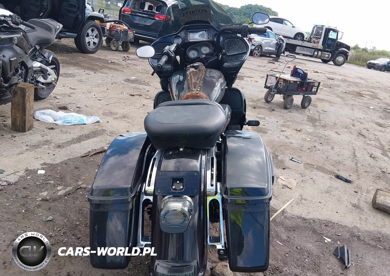 2017 Harley-Davidson Fltru VIN:1HD1KGD1XHB672236 - 6