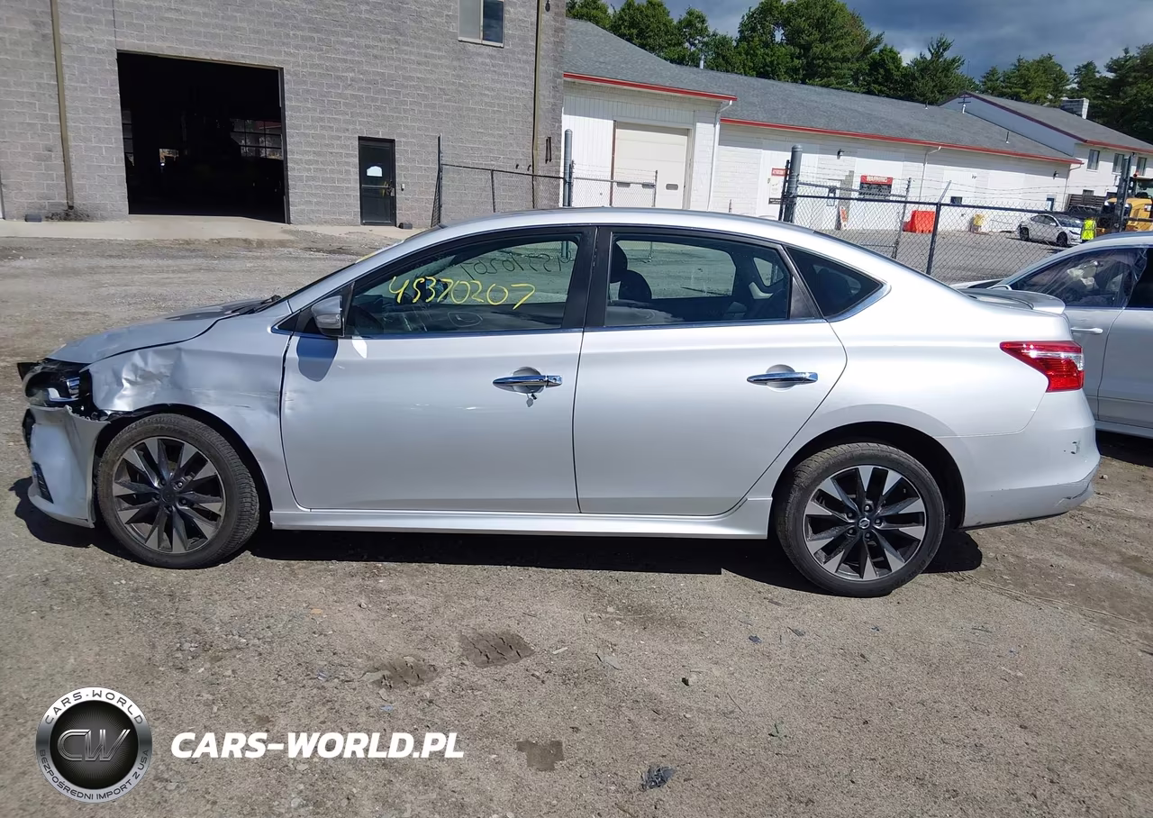 2017 Nissan Sentra Sr Turbo VIN:3N1CB7AP0HY318149 - 13
