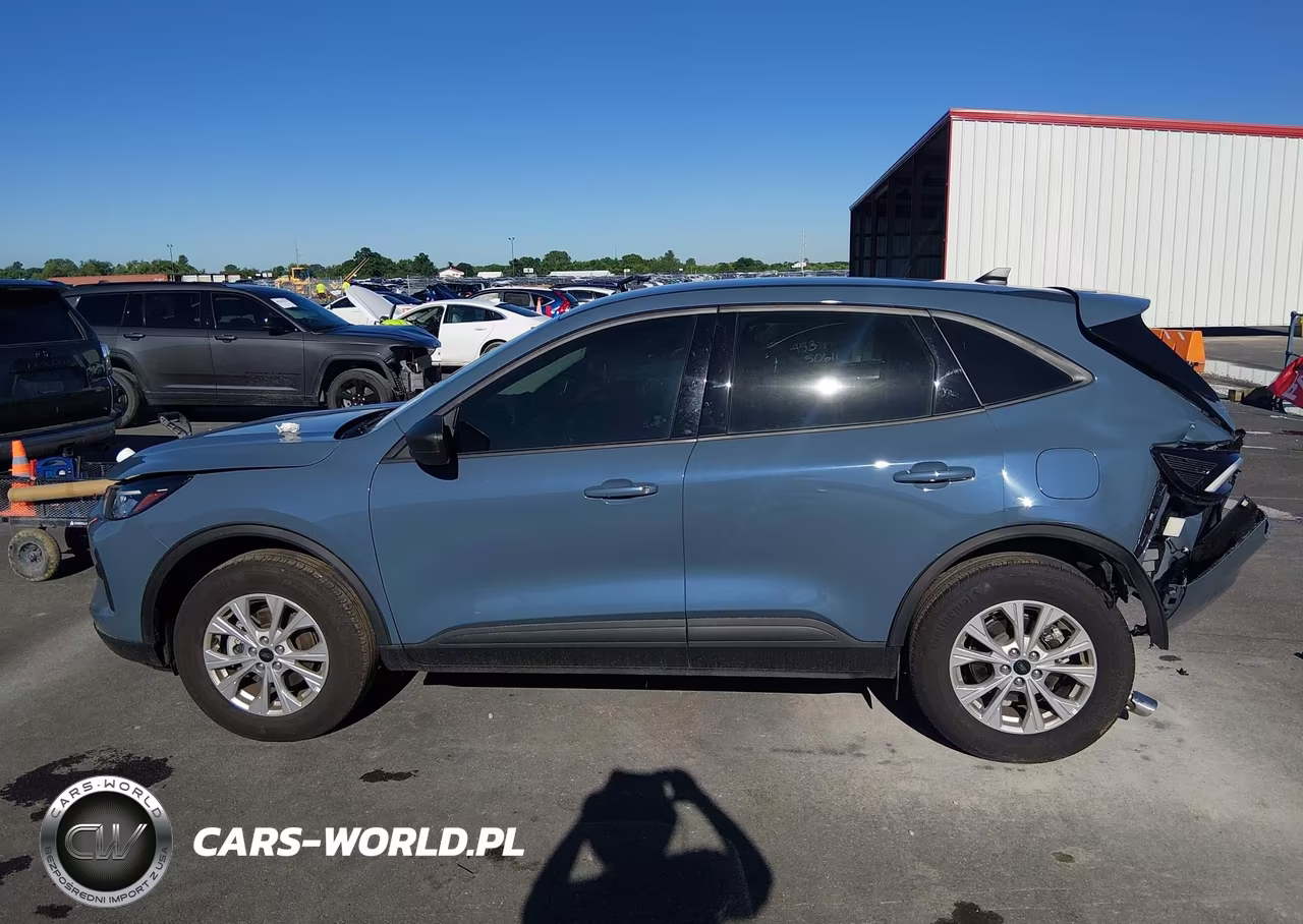 2025 Ford Escape Active VIN:1FMCU9GN7SUA28618 - 15