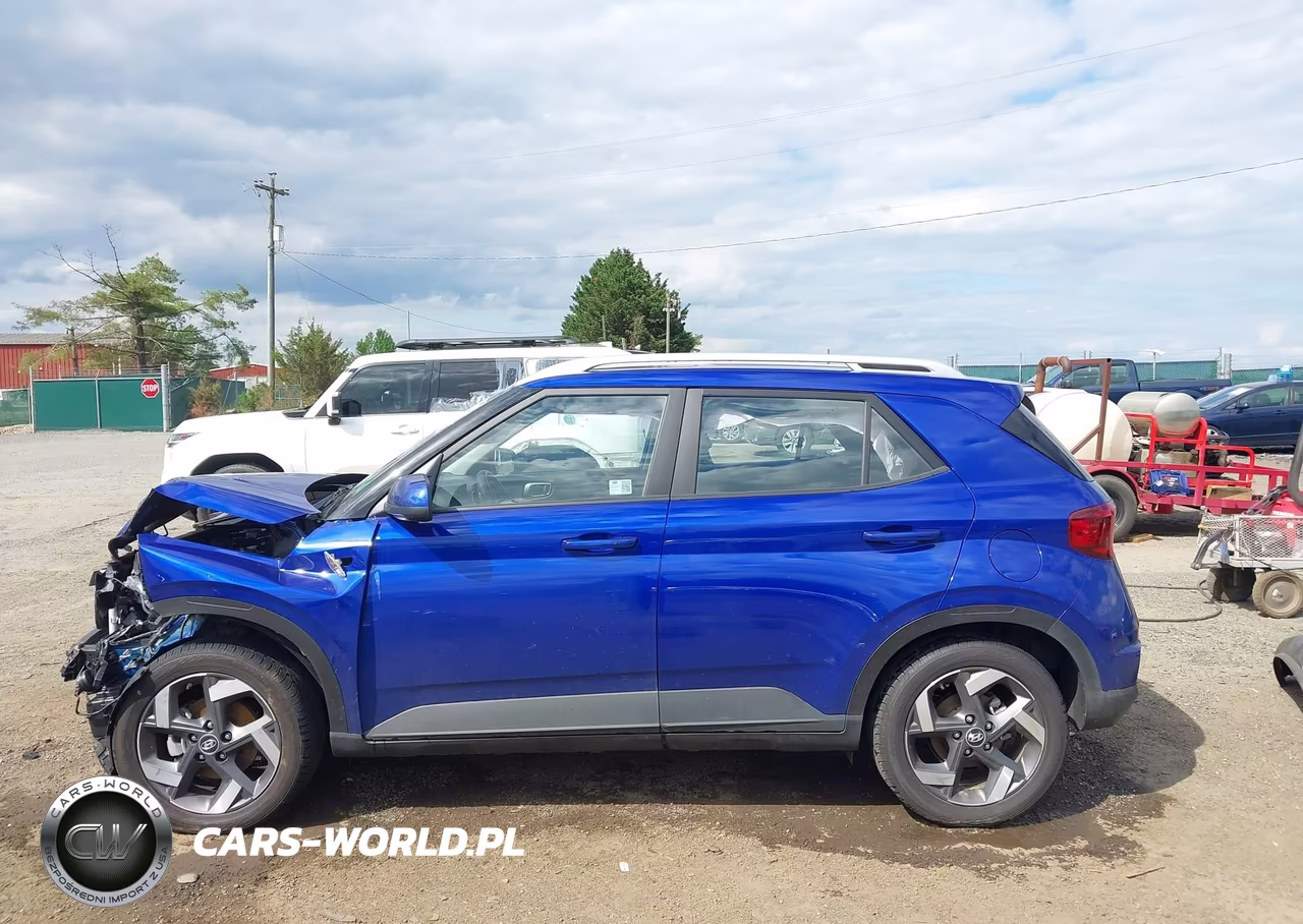 2025 Hyundai Venue Sel VIN:KMHRC8A3XSU416585 - 15