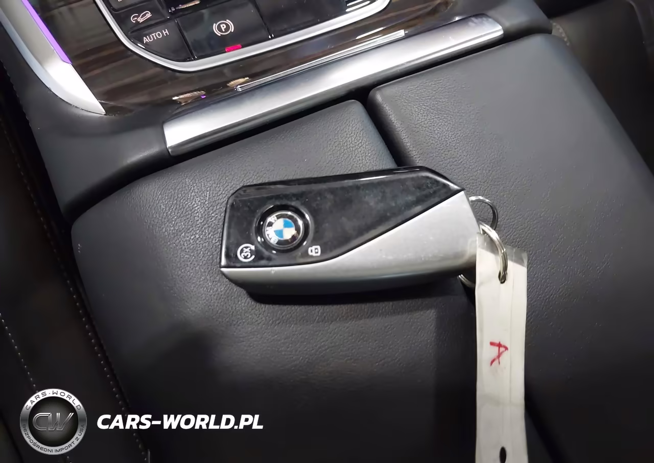 2026 BMW X7 xDrive40I VIN:5UX23EM09T9074121 - 11