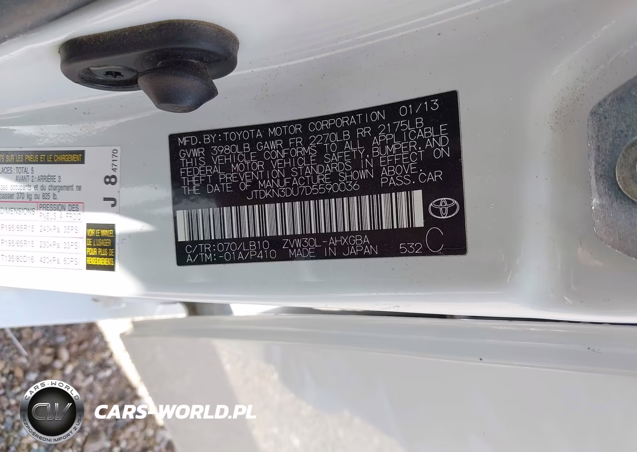 2013 Toyota Prius Four VIN:JTDKN3DU7D5590036 - 9