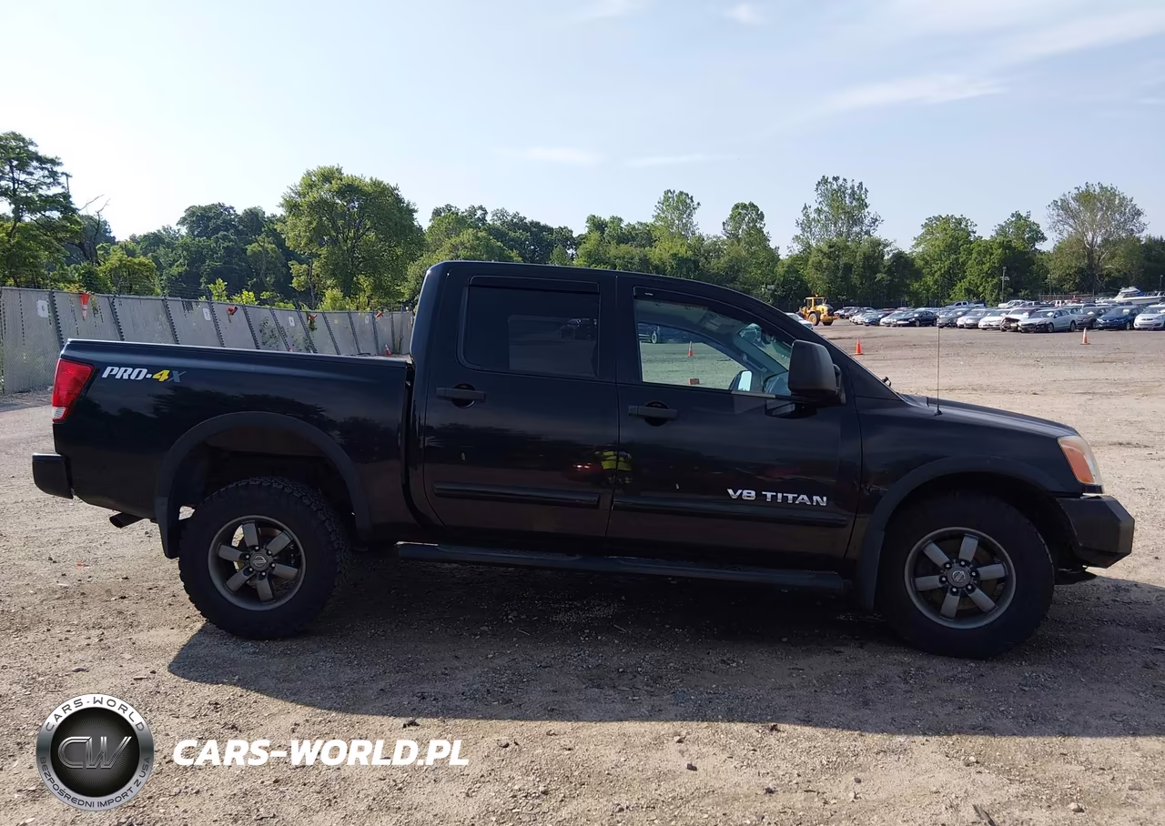2015 Nissan Titan Pro-4X VIN:1N6AA0EC0FN503332 - 13