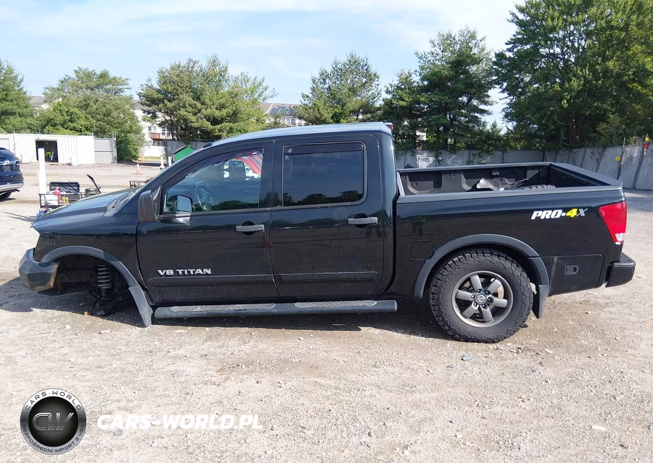 2015 Nissan Titan Pro-4X VIN:1N6AA0EC0FN503332 - 14