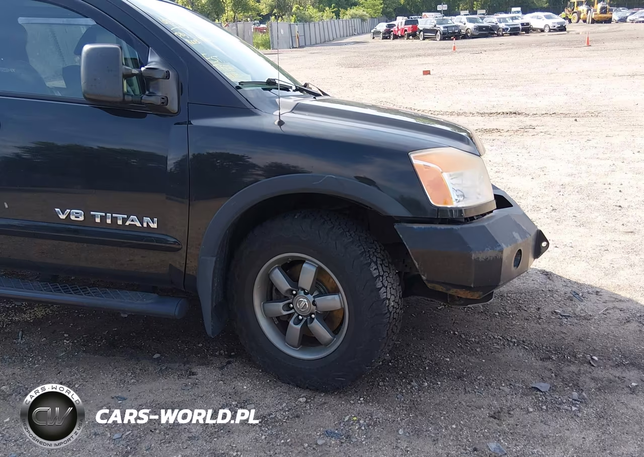 2015 Nissan Titan Pro-4X VIN:1N6AA0EC0FN503332 - 18
