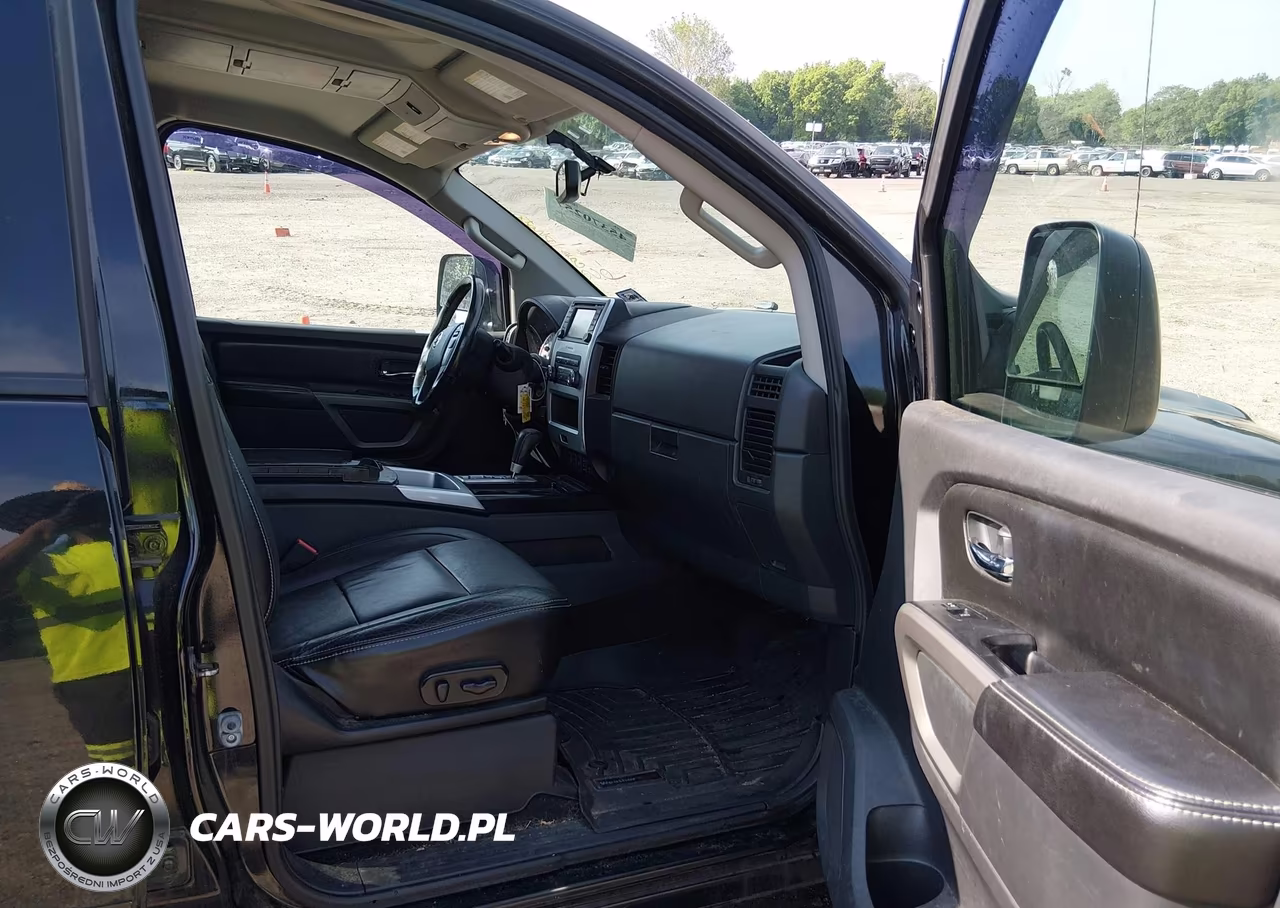 2015 Nissan Titan Pro-4X VIN:1N6AA0EC0FN503332 - 5