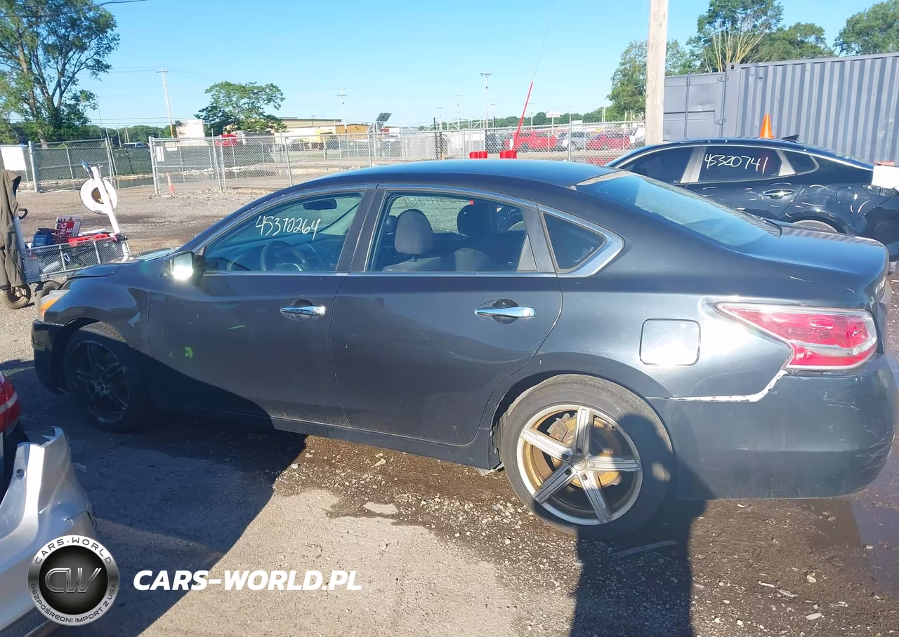 2013 Nissan Altima 2.5 S VIN:1N4AL3AP6DN501143 - 13