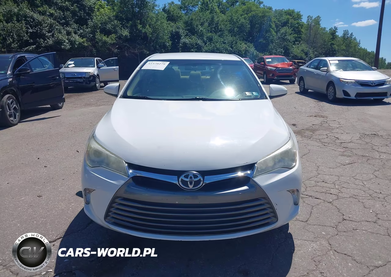 2017 Toyota Camry Le VIN:4T1BF1FK1HU315881 - 12