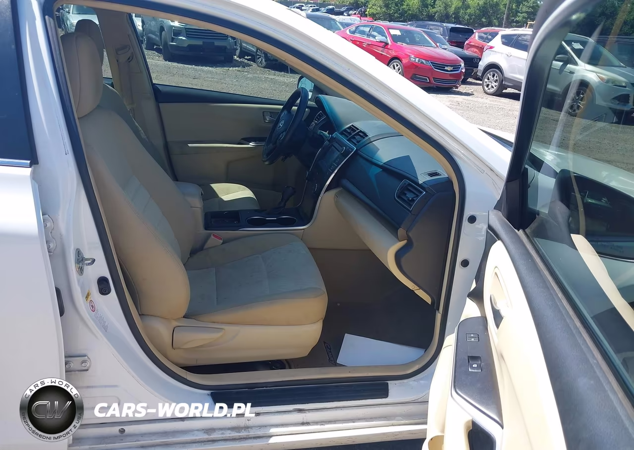 2017 Toyota Camry Le VIN:4T1BF1FK1HU315881 - 5