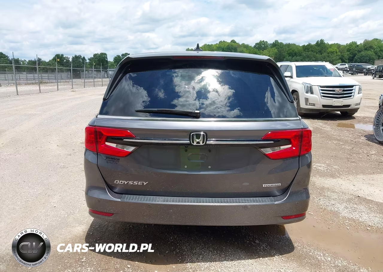 2023 Honda Odyssey Touring VIN:5FNRL6H85PB044941 - 16