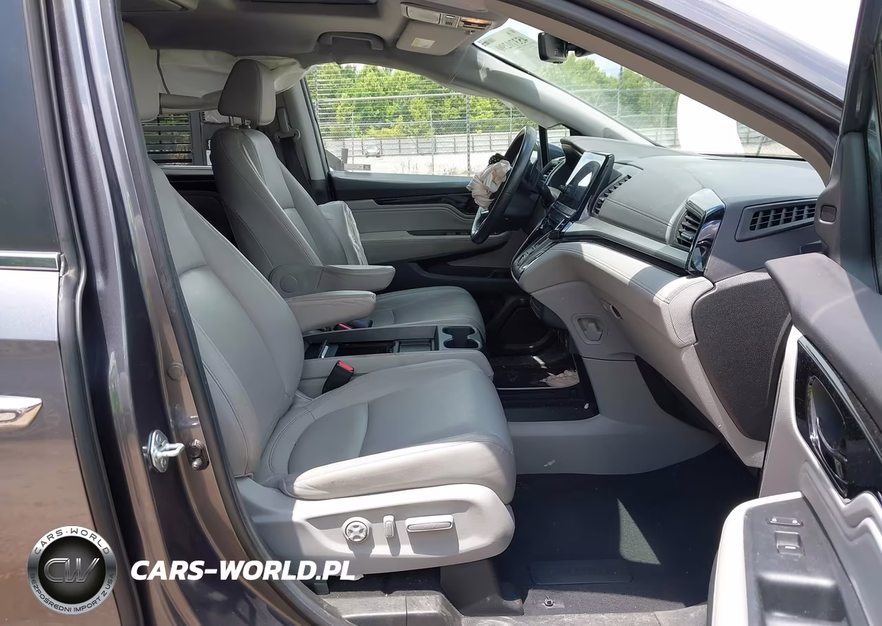 2023 Honda Odyssey Touring VIN:5FNRL6H85PB044941 - 5