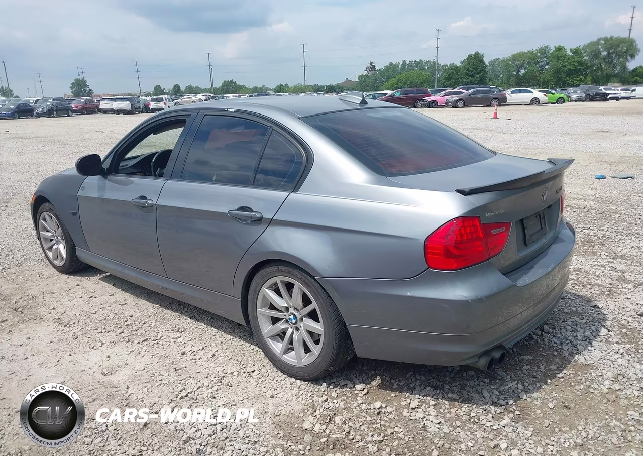 2009 BMW 328I VIN:WBAPH77569NM29755 - 3