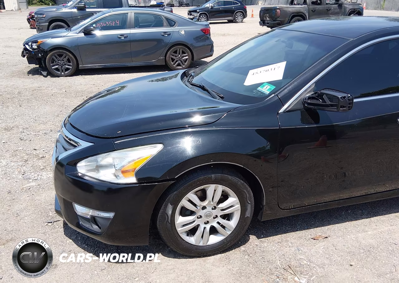 2015 Nissan Altima 2.5 VIN:1N4AL3AP1FN401356 - 12