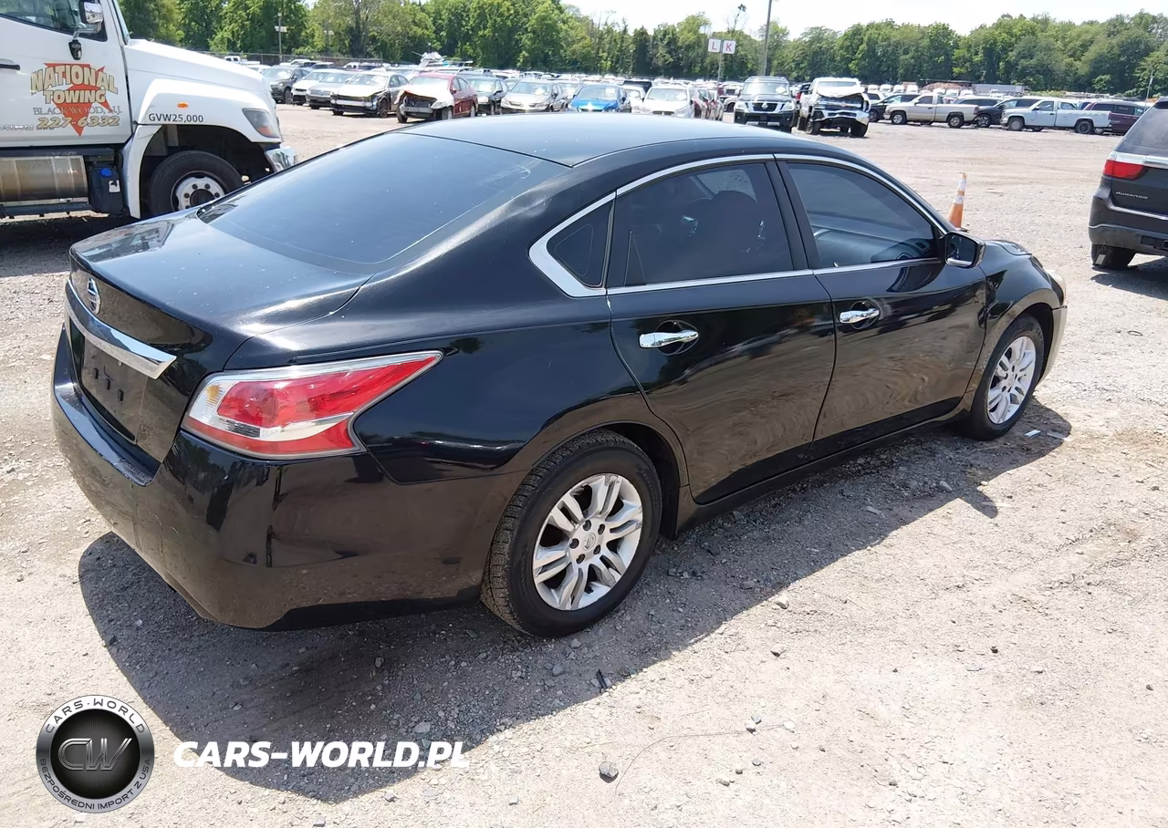 2015 Nissan Altima 2.5 VIN:1N4AL3AP1FN401356 - 4