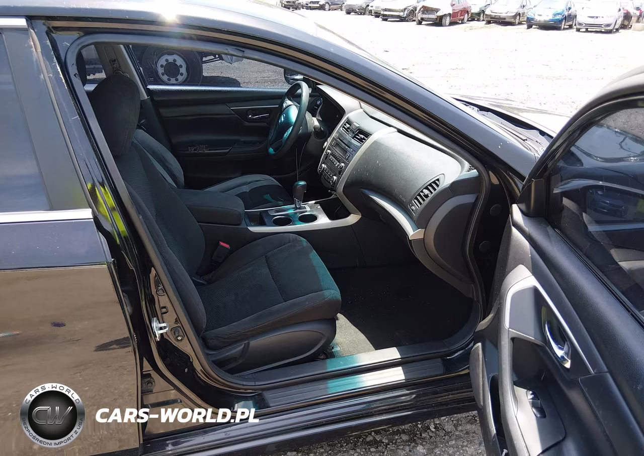 2015 Nissan Altima 2.5 VIN:1N4AL3AP1FN401356 - 5