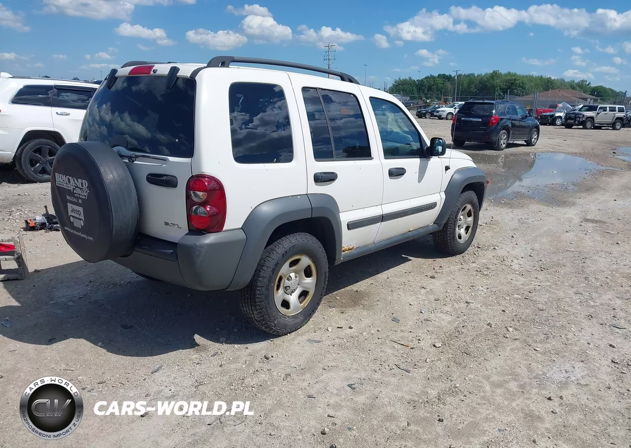 2006 Jeep Liberty Sport VIN:1J4GL48K06W279923 - 4