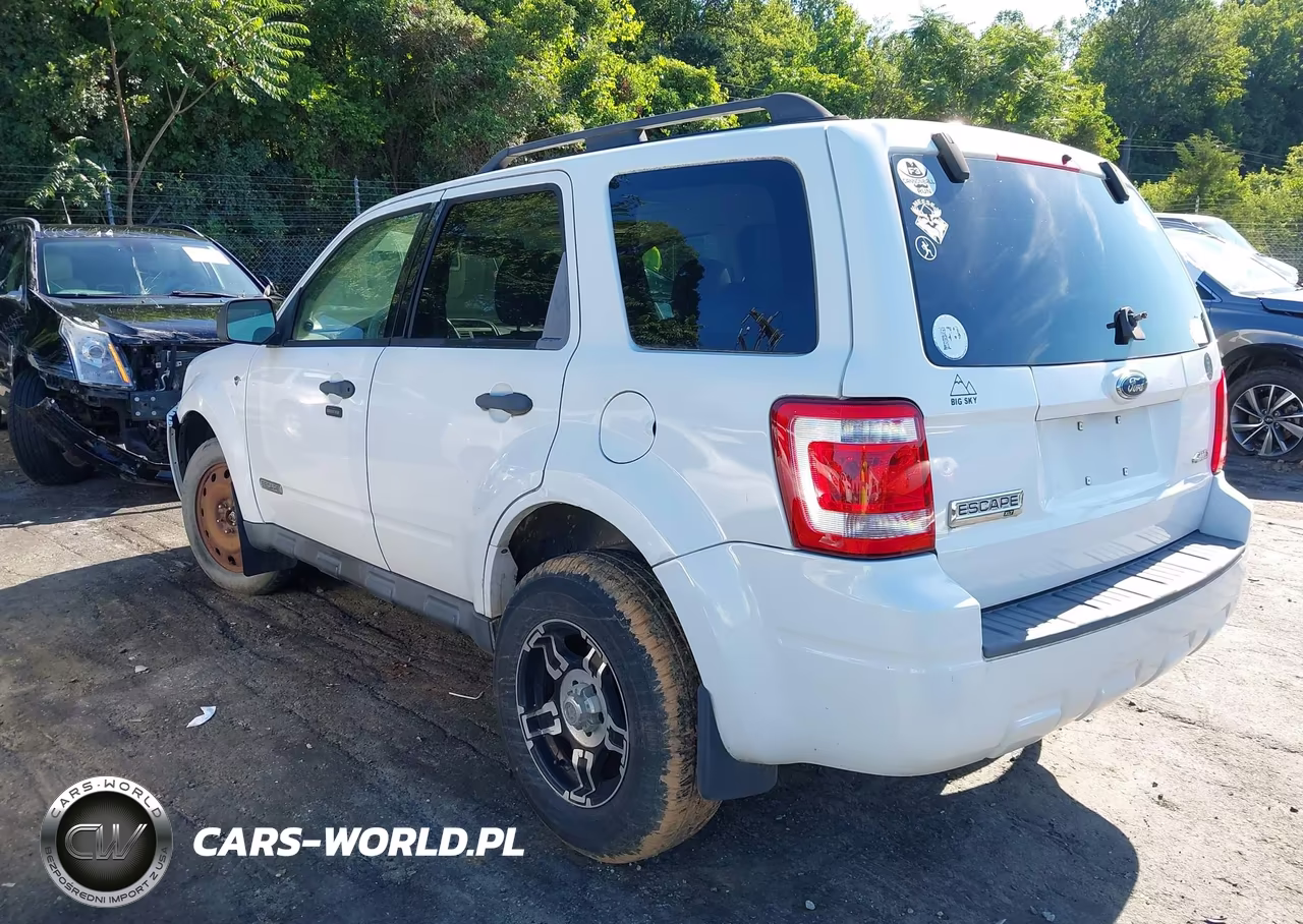2008 Ford Escape Xlt VIN:1FMCU93138KA83798 - 3