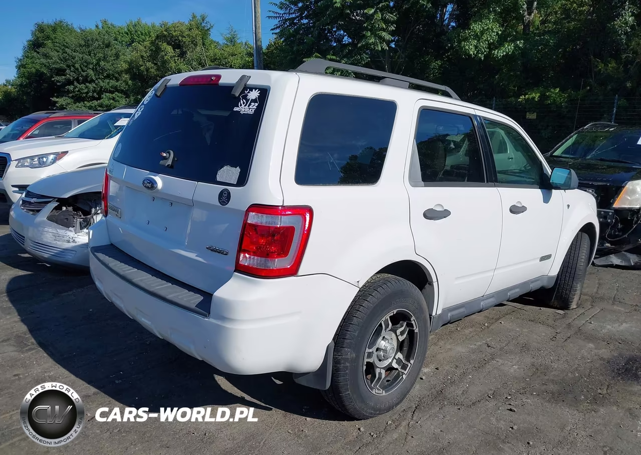 2008 Ford Escape Xlt VIN:1FMCU93138KA83798 - 4
