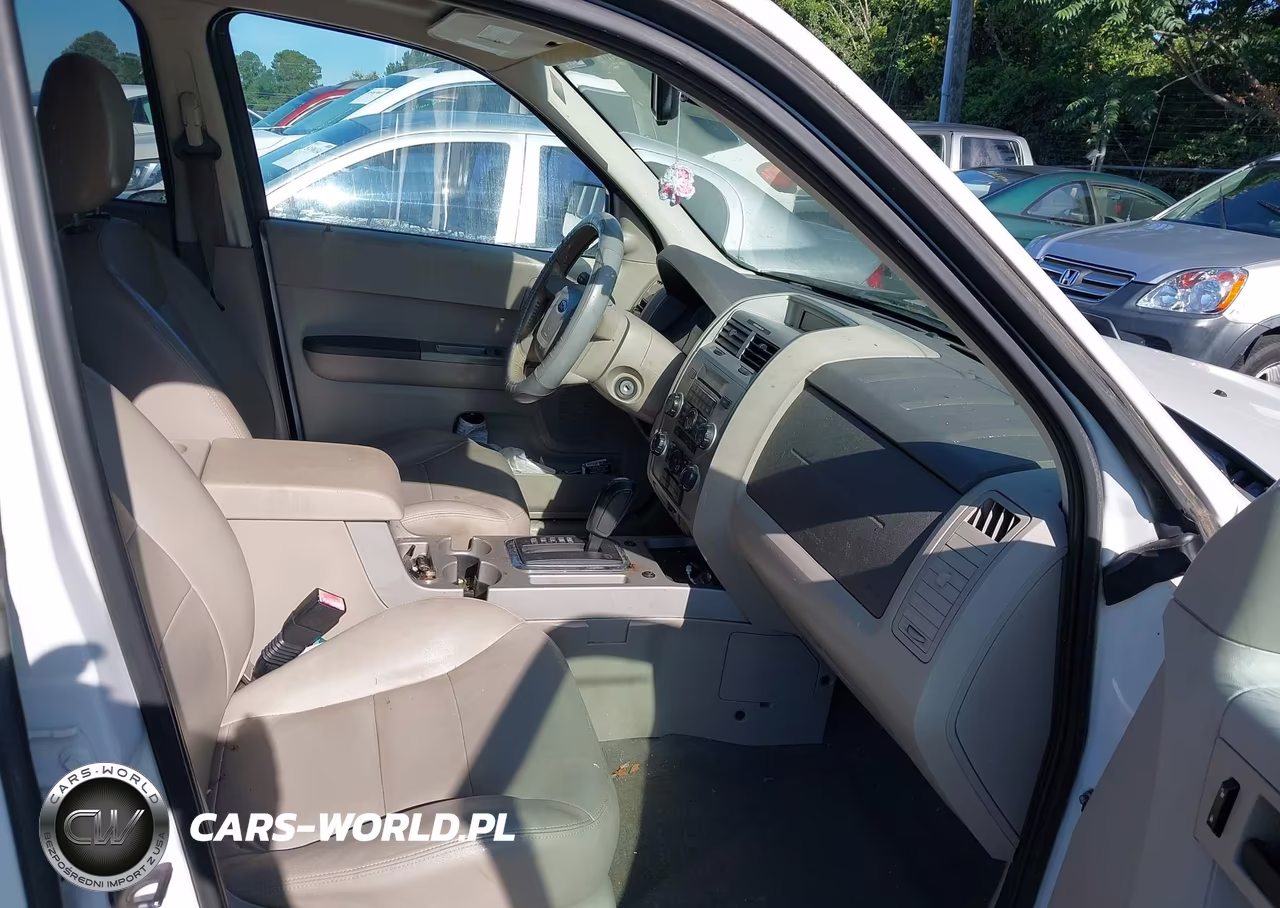 2008 Ford Escape Xlt VIN:1FMCU93138KA83798 - 5