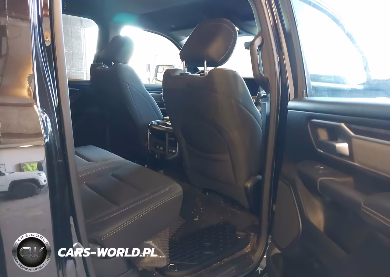2019 Ram 1500 VIN:1C6RRFFG3KN867006 - 8
