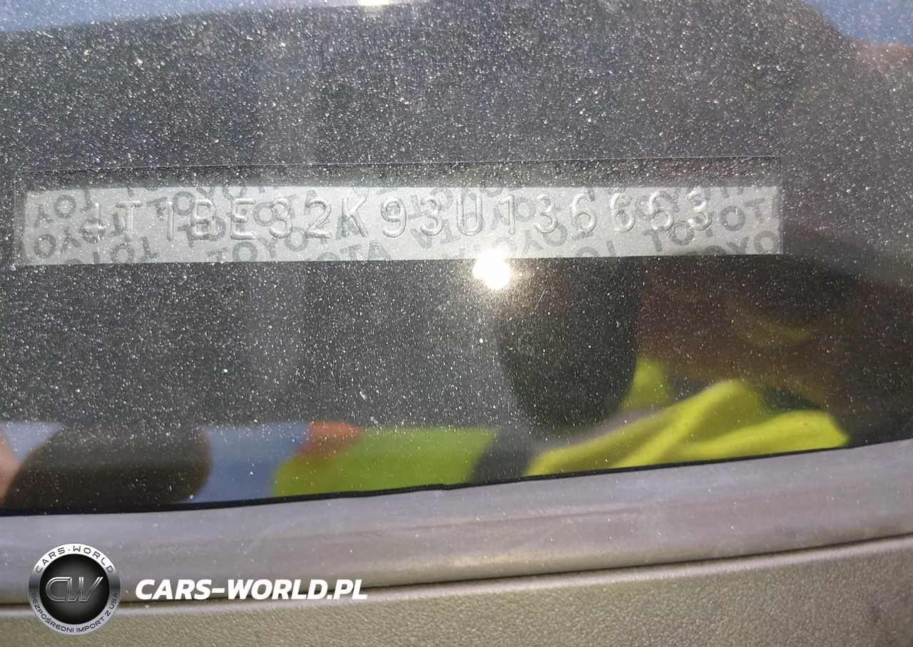 2003 Toyota Camry Le VIN:4T1BE32K93U136663 - 18