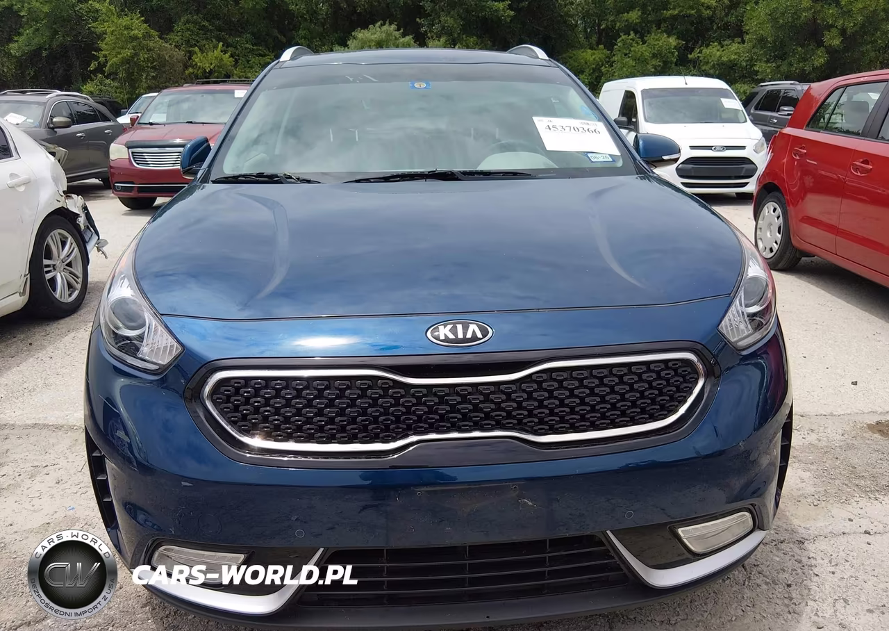 2017 Kia Niro Touring VIN:KNDCE3LC0H5067525 - 6