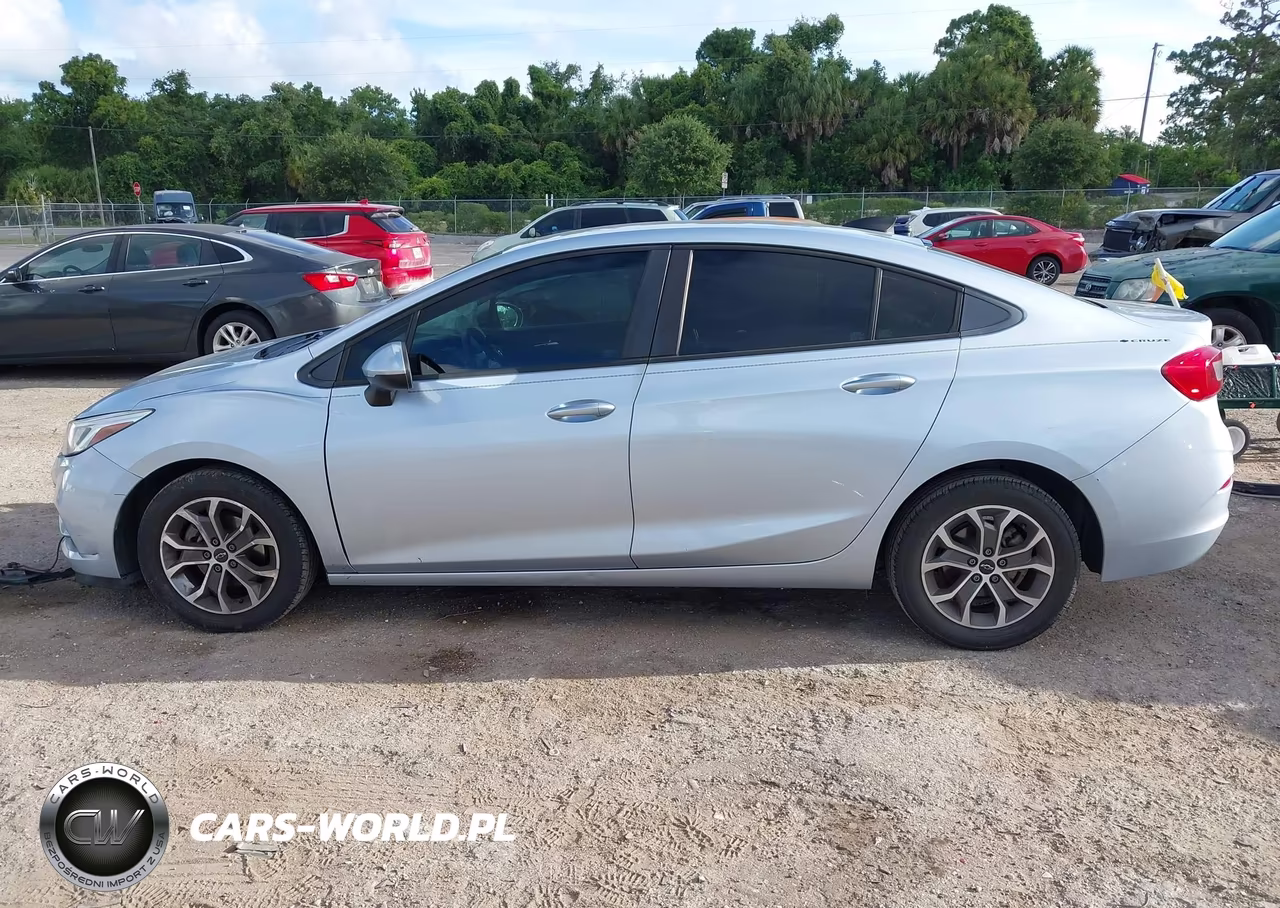 2018 Chevrolet Cruze Ls Auto VIN:1G1BC5SM0J7172429 - 14