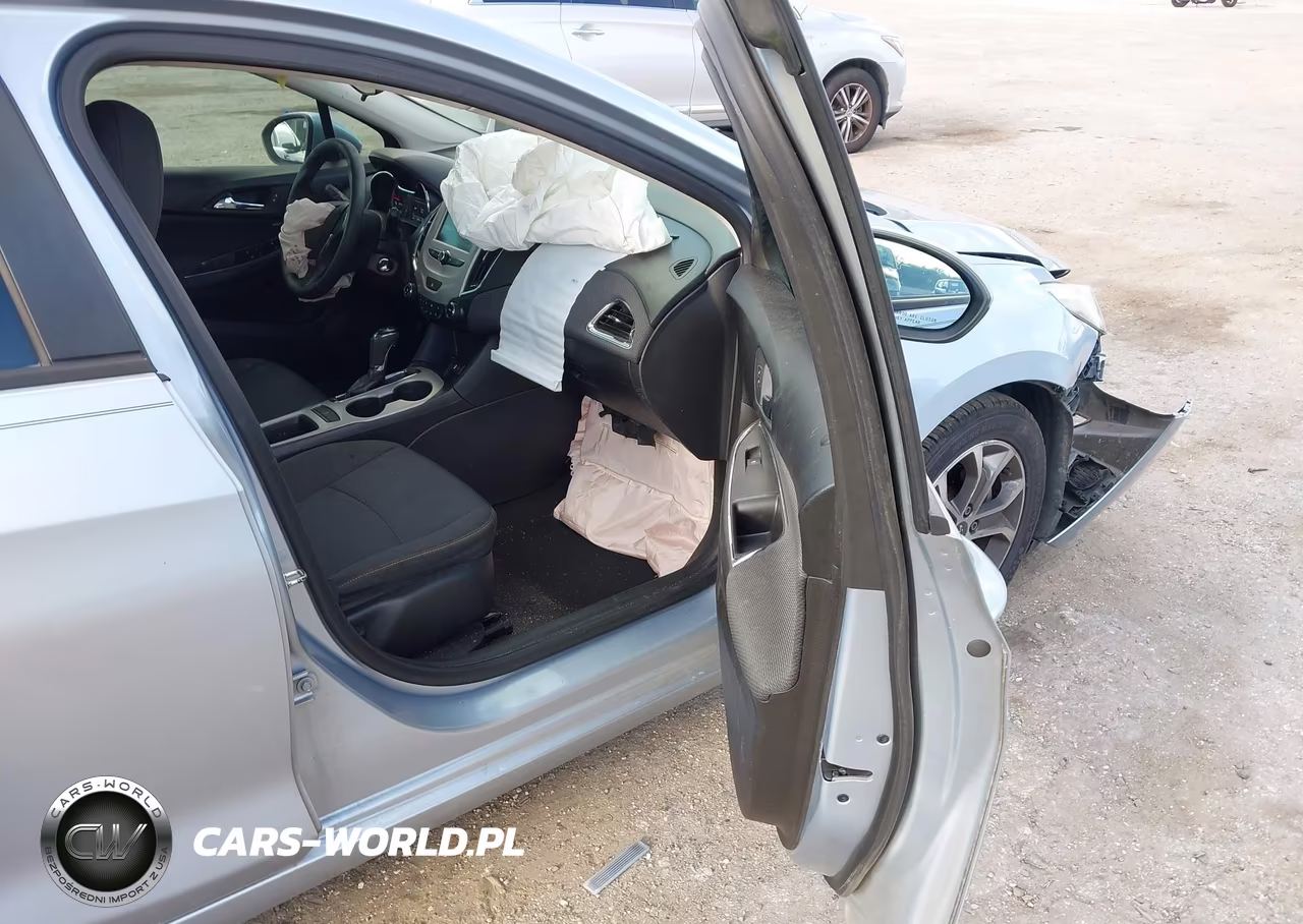2018 Chevrolet Cruze Ls Auto VIN:1G1BC5SM0J7172429 - 5