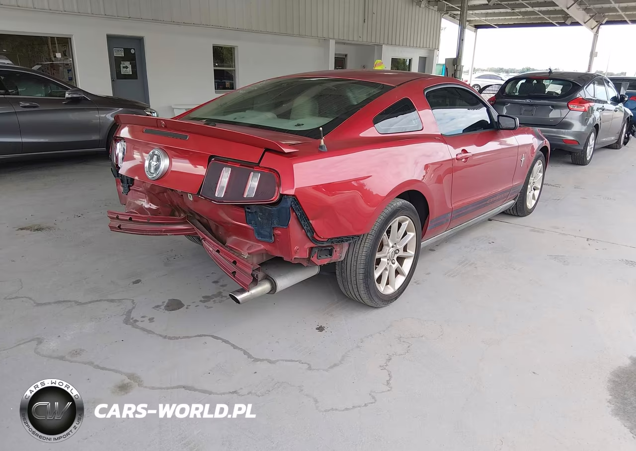 2010 Ford Mustang V6-V6 Premium VIN:1ZVBP8AN9A5123875 - 4