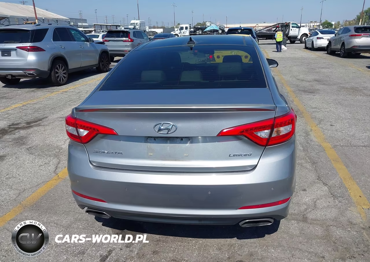 2015 Hyundai Sonata Limited VIN:5NPE34AF6FH198585 - 16