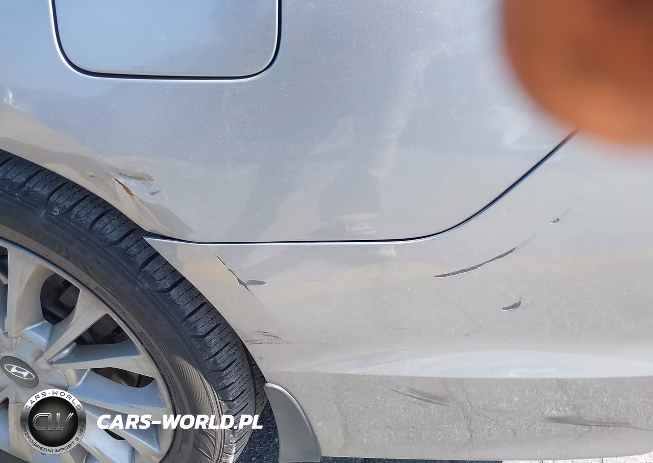 2015 Hyundai Sonata Limited VIN:5NPE34AF6FH198585 - 18