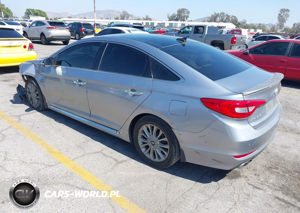 2015 Hyundai Sonata Limited VIN:5NPE34AF6FH198585 - 3