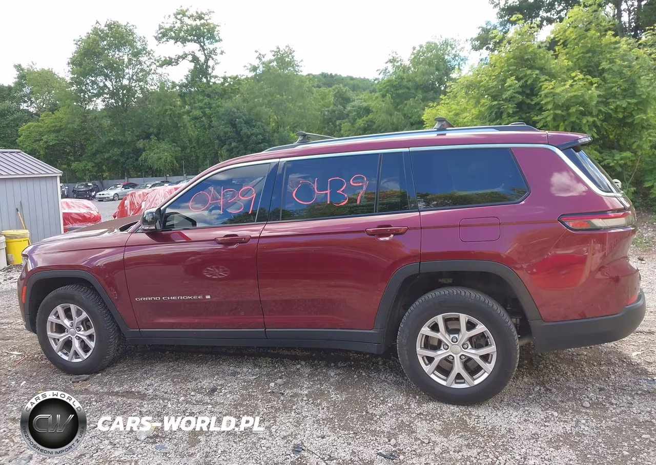 2022 Jeep Grand Cherokee L Limited 4X4 VIN:1C4RJKBG7N8531490 - 14