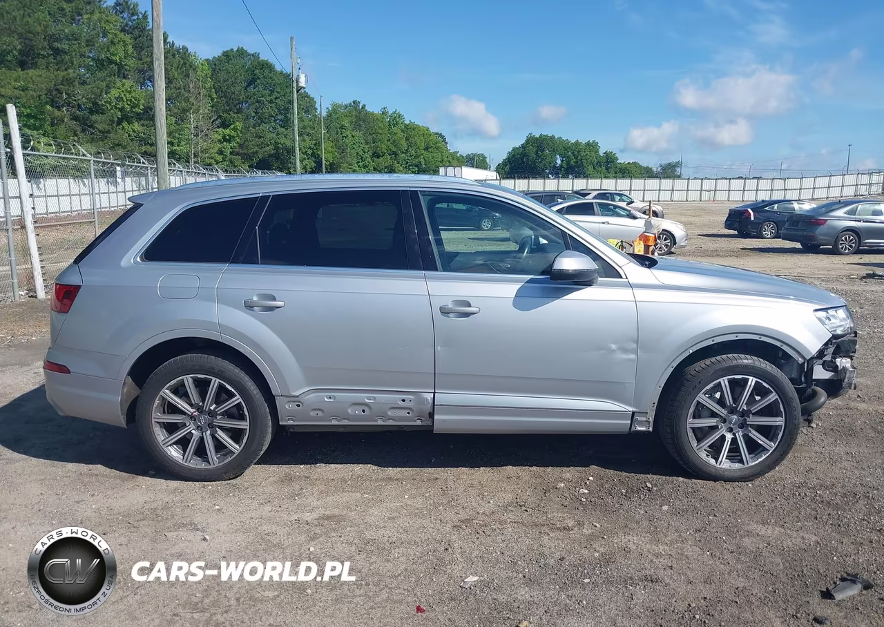 2018 Audi Q7 2.0T Premium VIN:WA1LHAF76JD054469 - 14