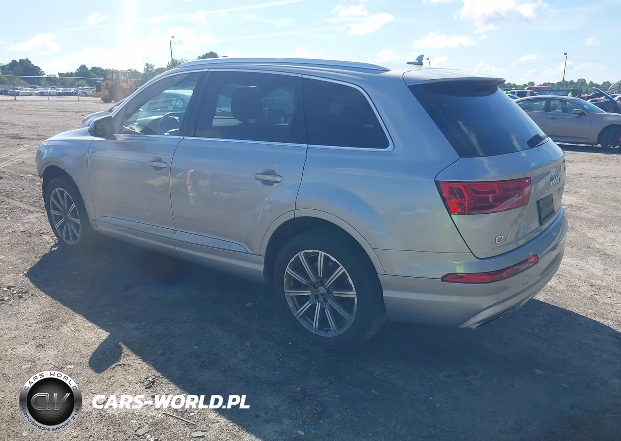 2018 Audi Q7 2.0T Premium VIN:WA1LHAF76JD054469 - 3
