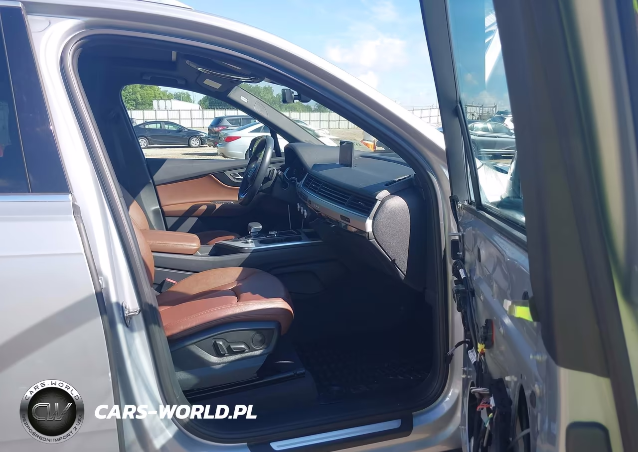 2018 Audi Q7 2.0T Premium VIN:WA1LHAF76JD054469 - 5